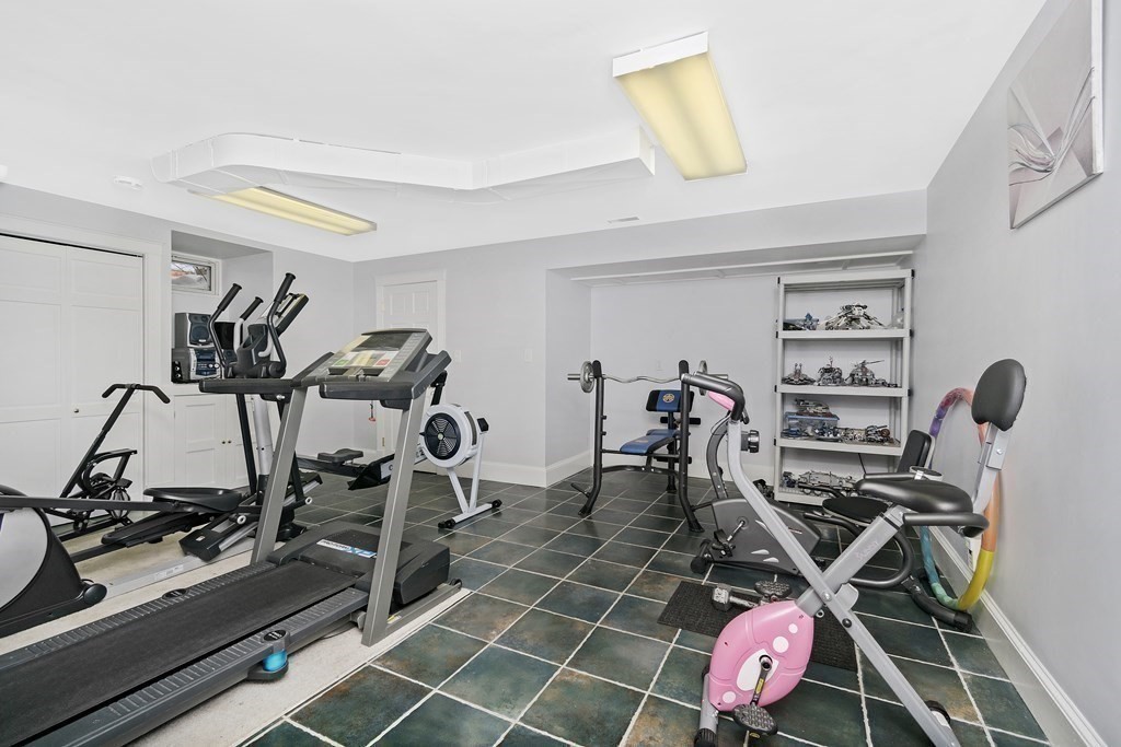 50 Woodfall Road Belmont, MA 02478 - Photo 29 of 30