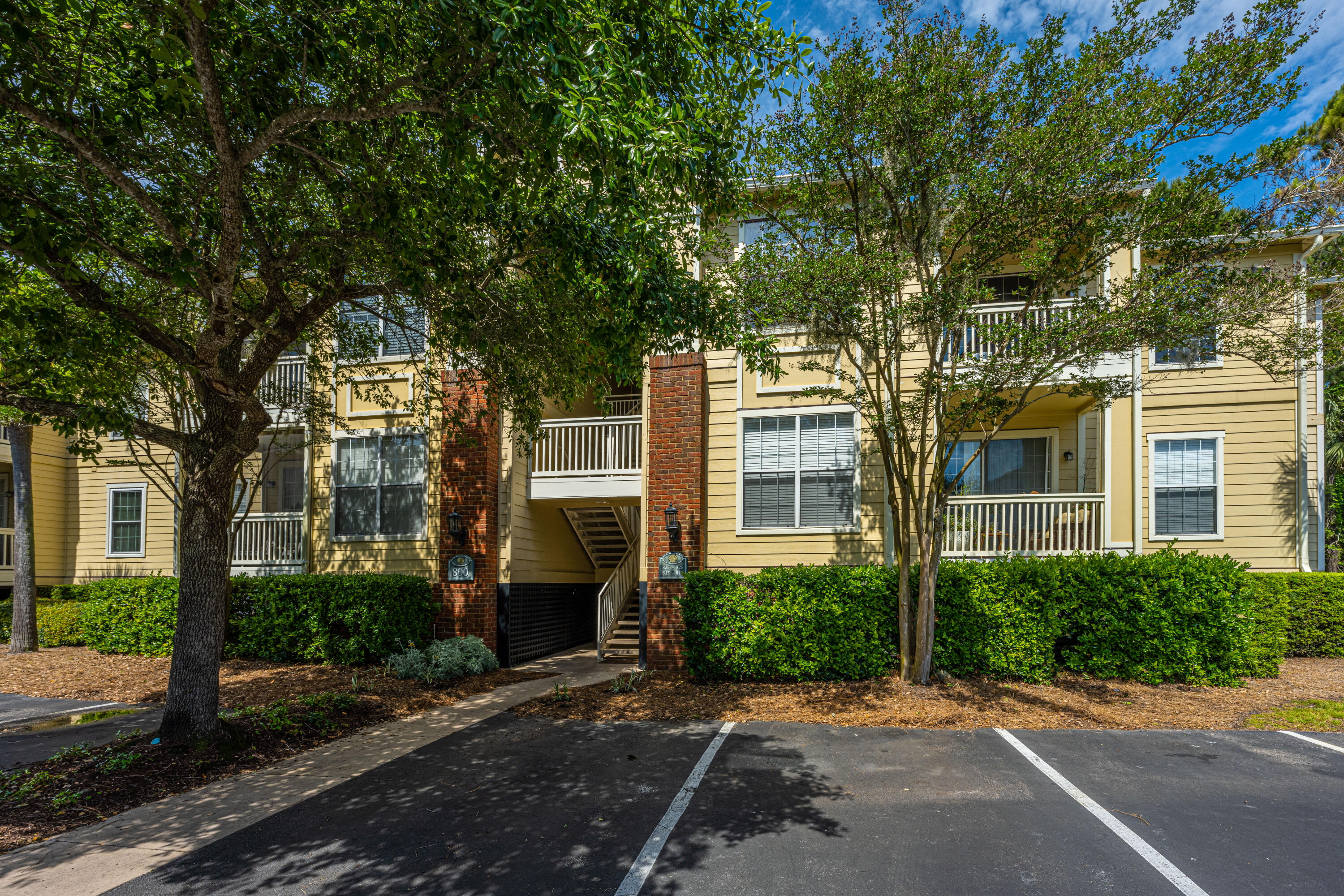 1600 Long Grove Drive, Unit 828, Mount Pleasant, SC 29464 Compass