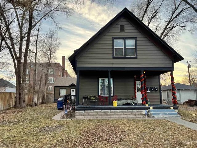 $620,000 | 413 3rd Avenue North, Twin Falls, ID 83301