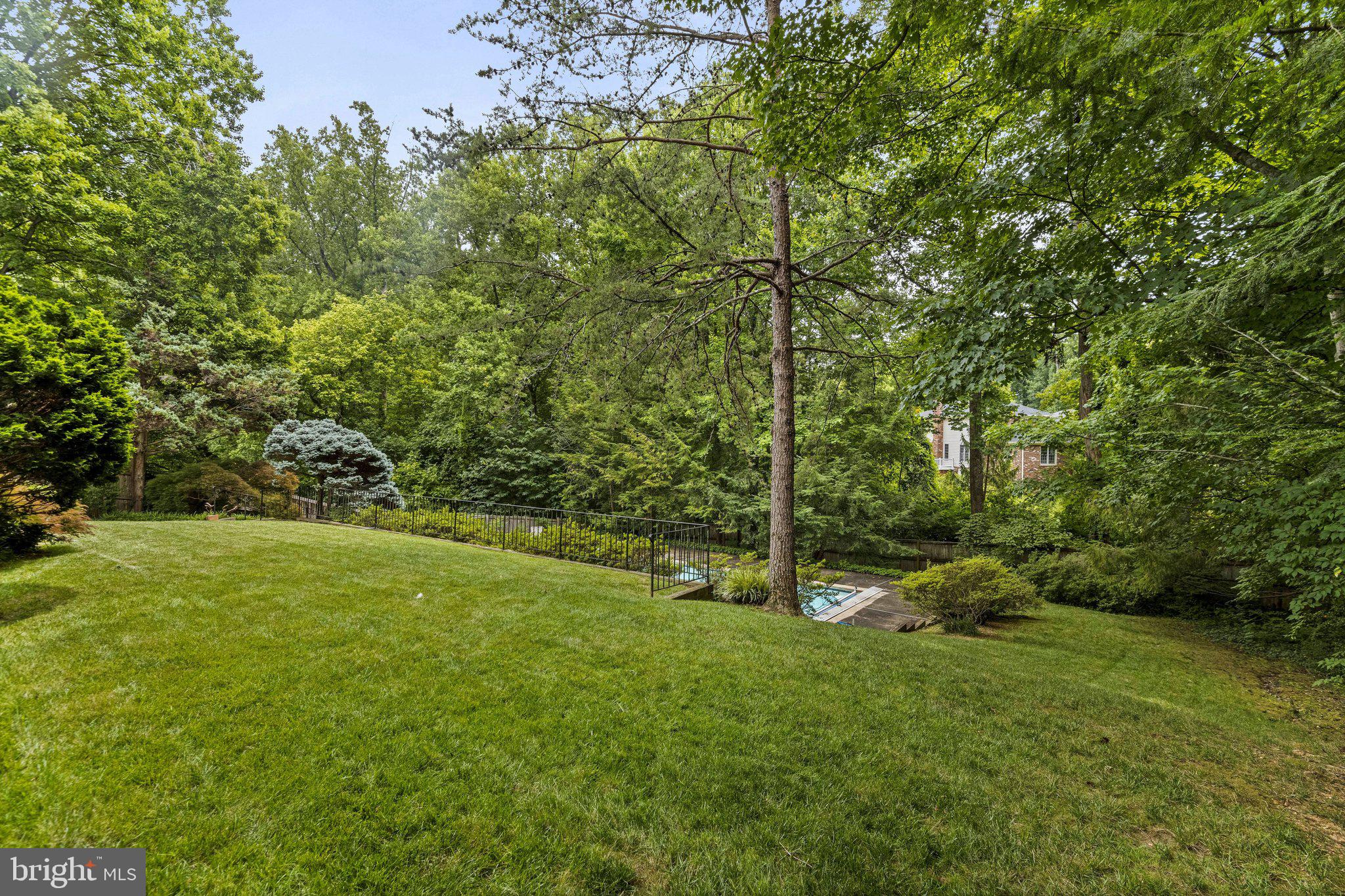 712 Ridge Drive McLean, VA 22101 - Photo 6 of 16