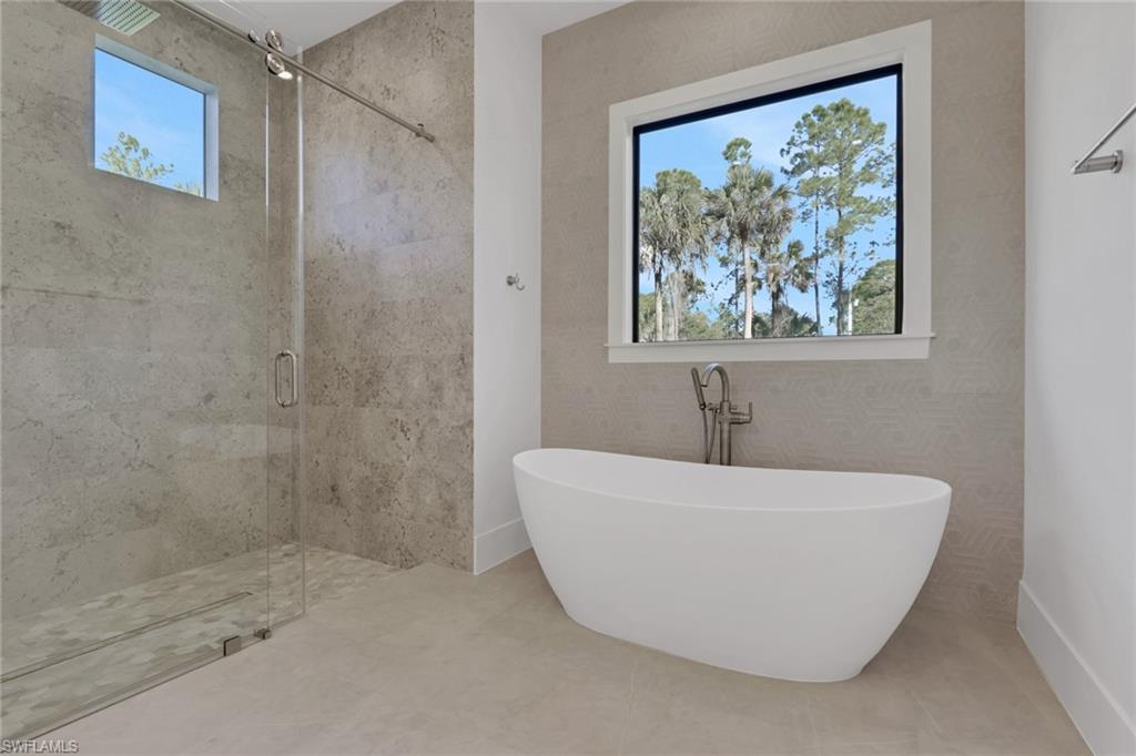 1618 19th Street Southwest Naples, FL 34117 - Photo 22 of 46