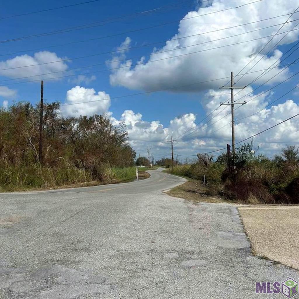 7794 Shrimpers Row Dulac, LA 70353 - Photo 4 of 4