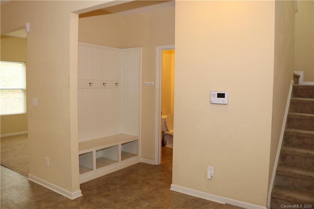 523 Rook Road Charlotte, NC 28216 - Photo 11 of 33