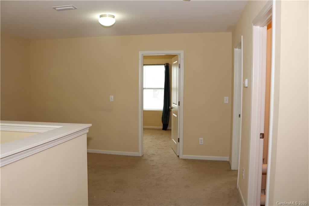 523 Rook Road Charlotte, NC 28216 - Photo 13 of 33