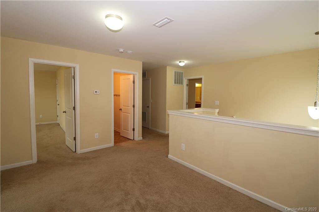 523 Rook Road Charlotte, NC 28216 - Photo 16 of 33
