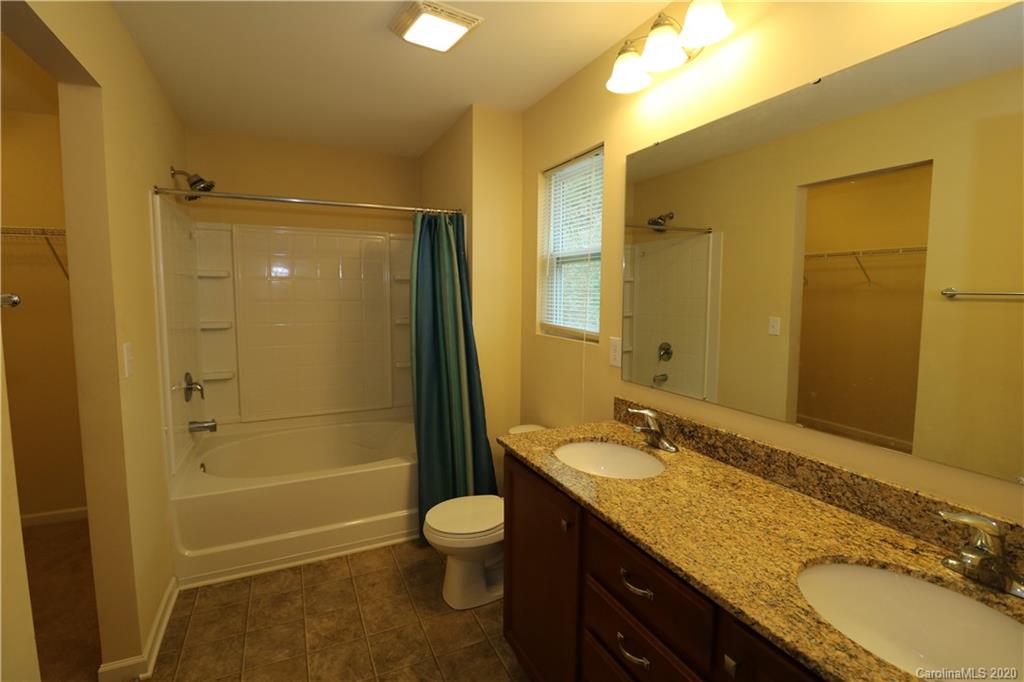 523 Rook Road Charlotte, NC 28216 - Photo 25 of 33