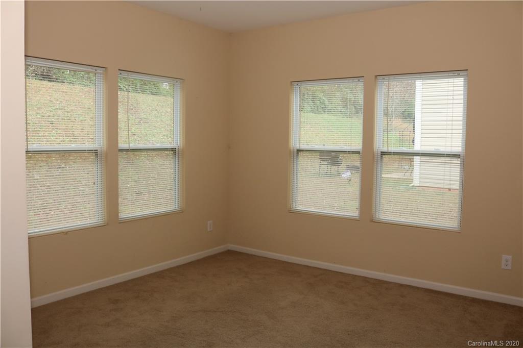 523 Rook Road Charlotte, NC 28216 - Photo 9 of 33
