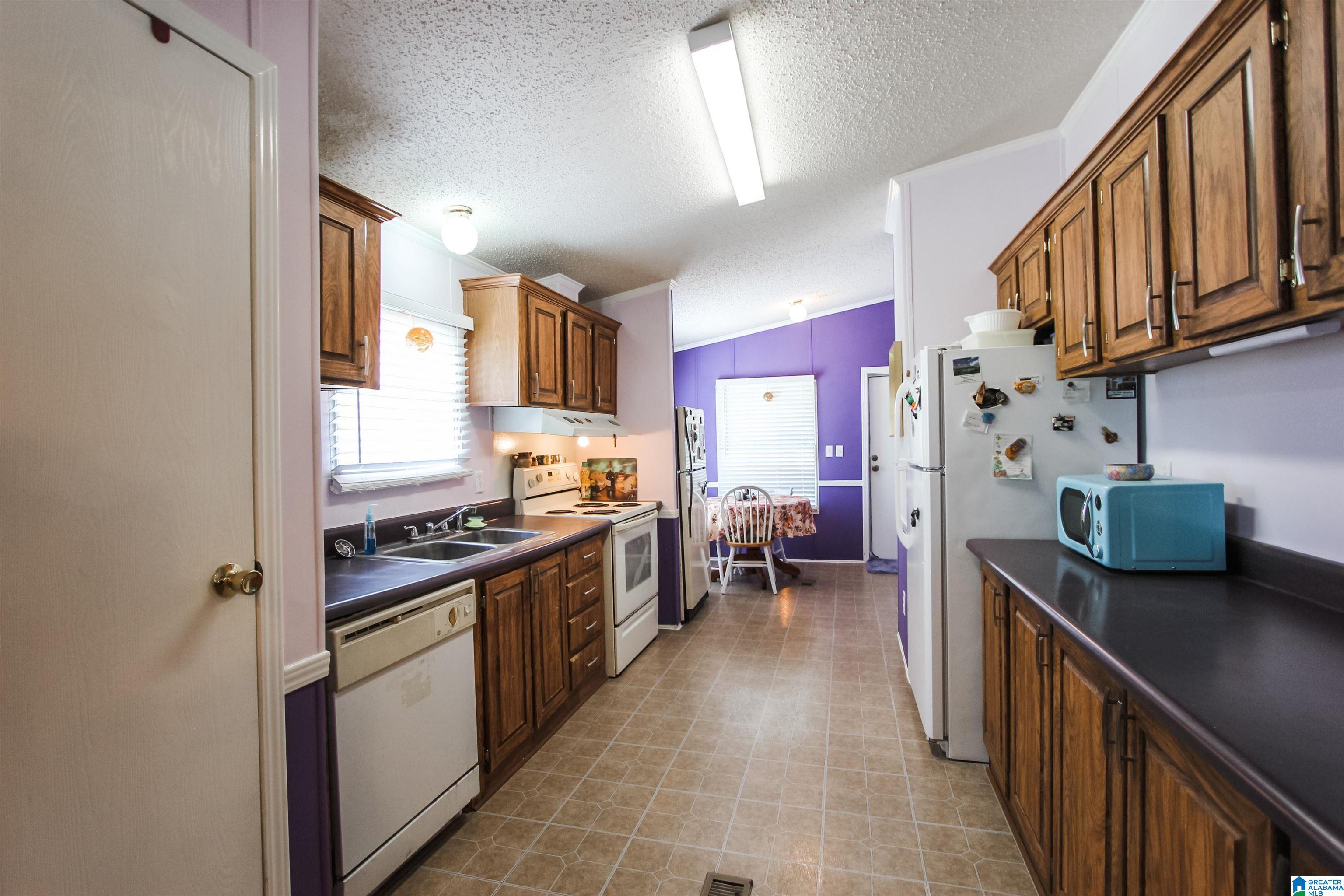 530 Ina Lane Oxford, AL 36203 - Photo 8 of 57
