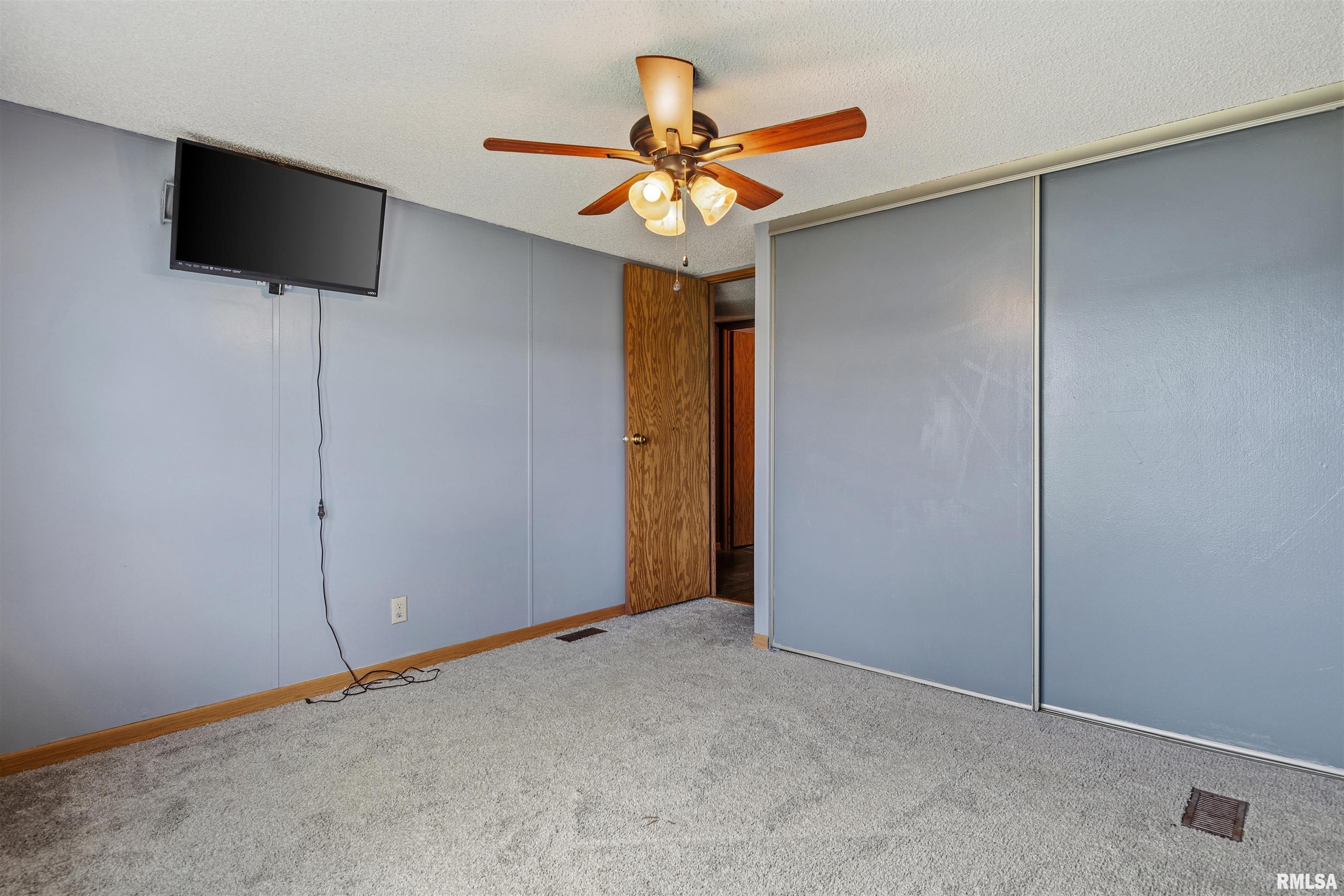 28457 Tutman Road Greenview, IL 62642 - Photo 23 of 46 Gallery Image 23