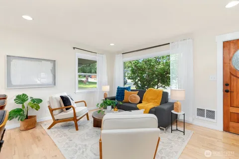 $635,000 | 9348 32nd Avenue Southwest, Seattle, WA 98126