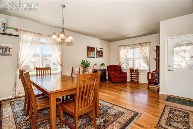 607 Struthers Ranch Road Colorado Springs, CO 80921 - Photo 3 of 32 Gallery Image 3