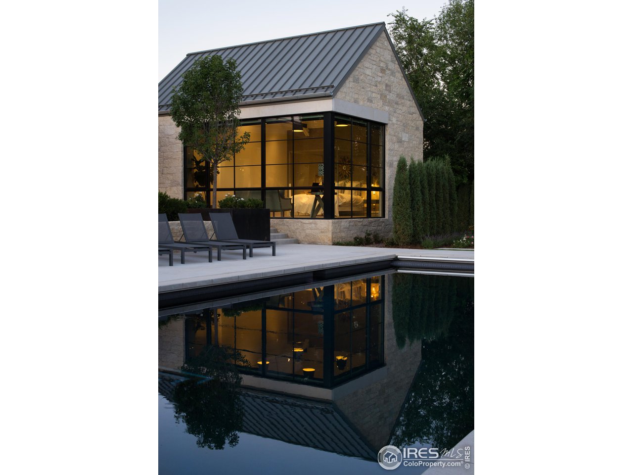 2260 Meadow Avenue Boulder, CO 80304 - Photo 19 of 21 a bathroom with a sink and a mirror