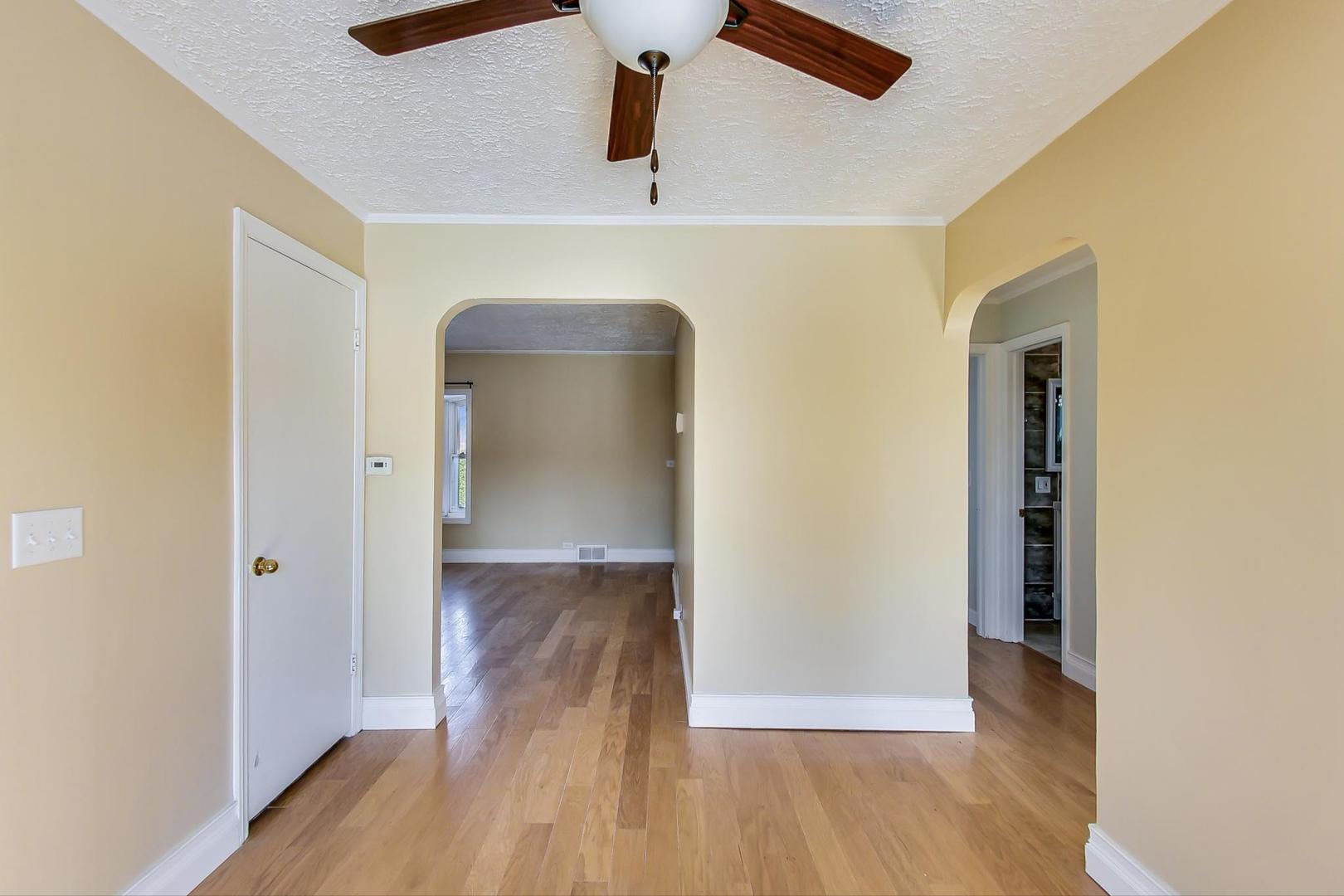 2105 Rand Road Des Plaines, IL 60016 - Photo 11 of 45 Gallery Image 11