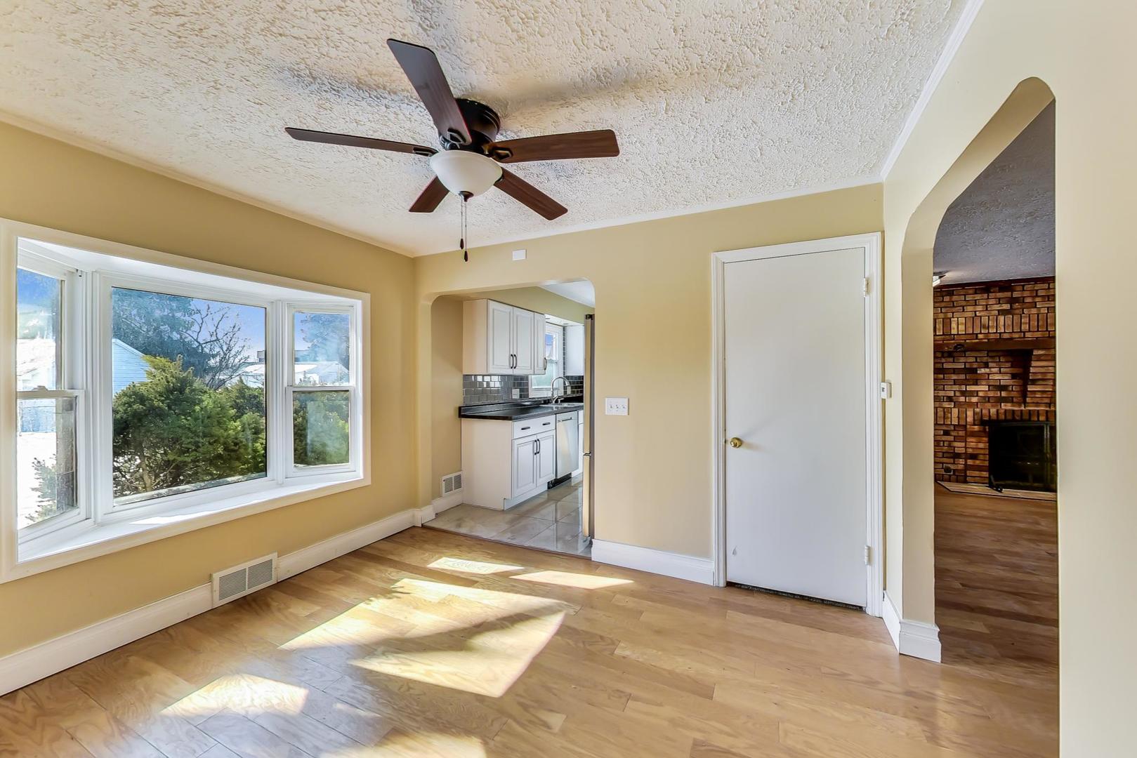 2105 Rand Road Des Plaines, IL 60016 - Photo 12 of 45 Gallery Image 12
