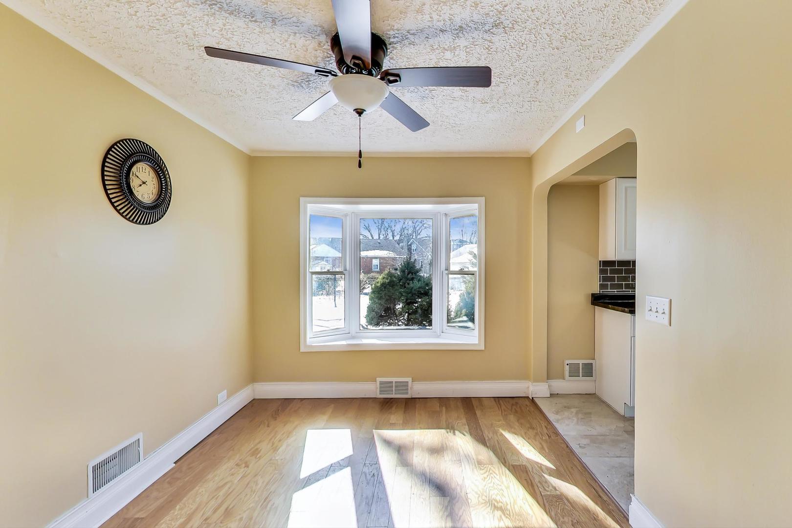 2105 Rand Road Des Plaines, IL 60016 - Photo 8 of 45 Gallery Image 8