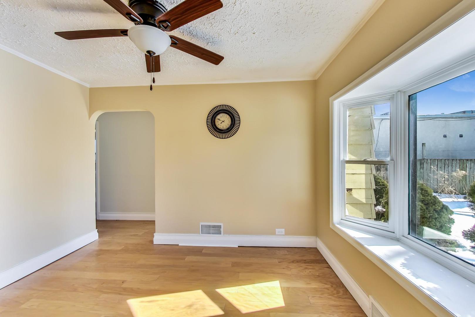 2105 Rand Road Des Plaines, IL 60016 - Photo 9 of 45 Gallery Image 9
