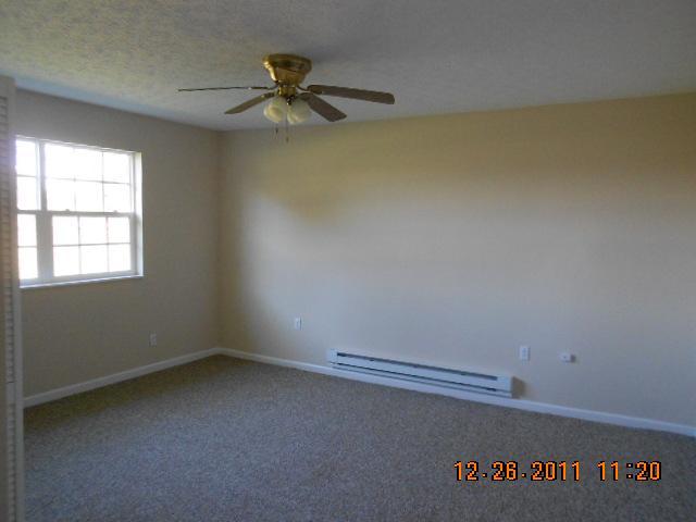 4285 Brook Road Northwest Lancaster, OH 43130 - Photo 5 of 7 Gallery Image 5