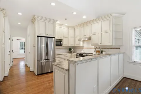 $924,950 | 405 Gaslight Terrace, Henrico, VA 23229