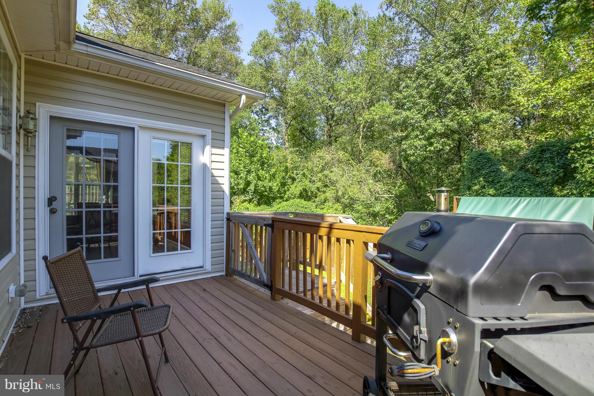 9961 Guilford Road Jessup, MD 20794 - Photo 12 of 27 Exterior (Rear)