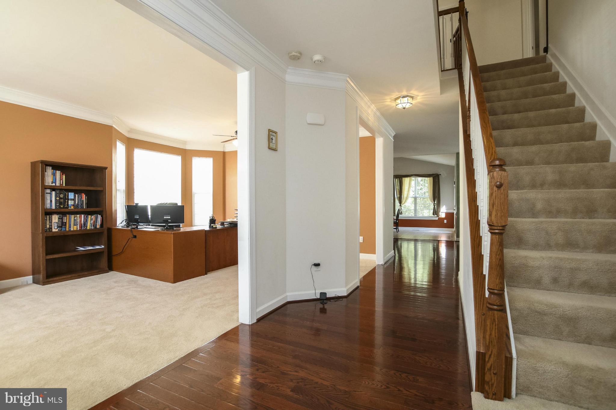 9961 Guilford Road Jessup, MD 20794 - Photo 3 of 27 Interior (General)