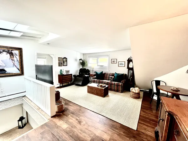 $2,895 | 604 Orange Street, Unit 3, New Haven, CT 06511
