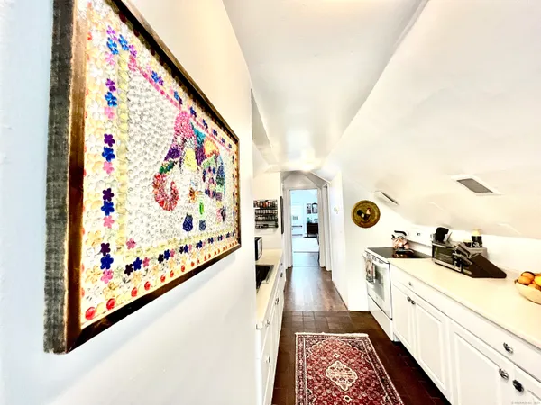 $2,895 | 604 Orange Street, Unit 3, New Haven, CT 06511