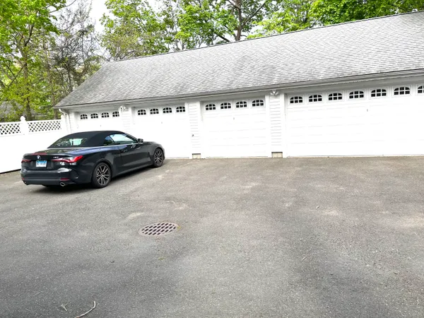 $2,895 | 604 Orange Street, Unit 3, New Haven, CT 06511