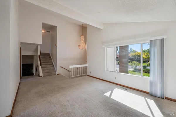 $879,000 | 4987 Fern Place, Rohnert Park, CA 94928