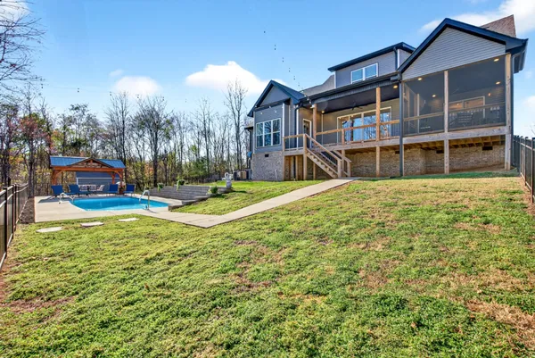 $790,000 | 2862 Benton Ridge Road, Palmyra, TN 37142