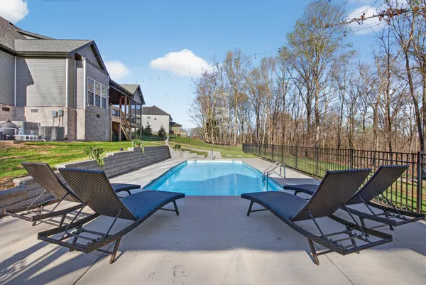 $790,000 | 2862 Benton Ridge Road, Palmyra, TN 37142