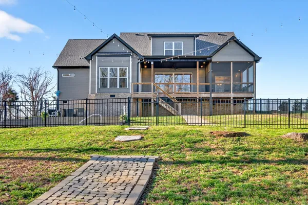 $790,000 | 2862 Benton Ridge Road, Palmyra, TN 37142