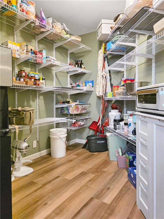 2100-2105 South Ellison Way Independence, MO 64050 - Photo 6 of 57