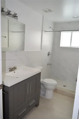 $2,900 | 447 Southwest 78th Court, Miami, FL 33144