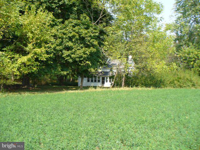 2015 Rear Emory Road Reisterstown, MD 21136 - Photo 1 of 5 Exterior (Front)