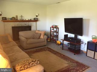 3736 Niner Road Finksburg, MD 21048 - Photo 2 of 17 Living Room
