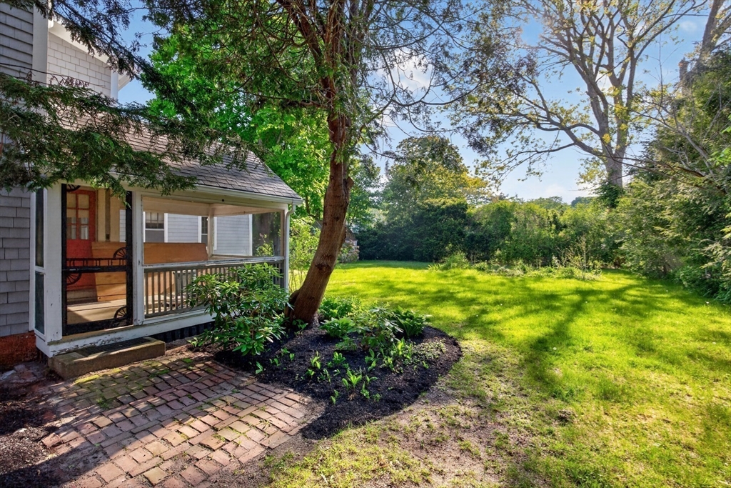 120 Ocean View Avenue Barnstable, MA 02635 - Photo 33 of 39