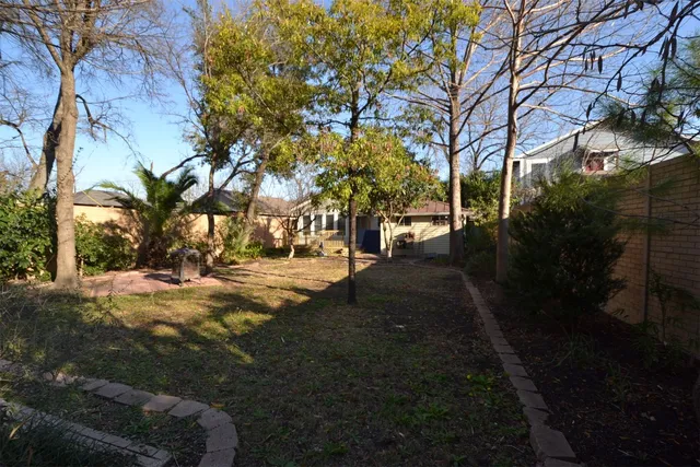 $435,000 | 7602 Blessing Avenue, Austin, TX 78752