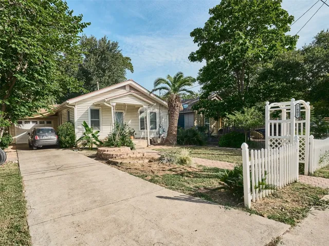 $435,000 | 7602 Blessing Avenue, Austin, TX 78752