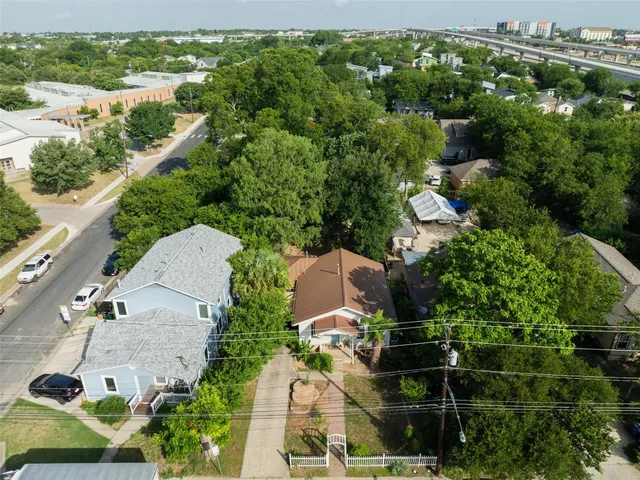 $435,000 | 7602 Blessing Avenue, Austin, TX 78752