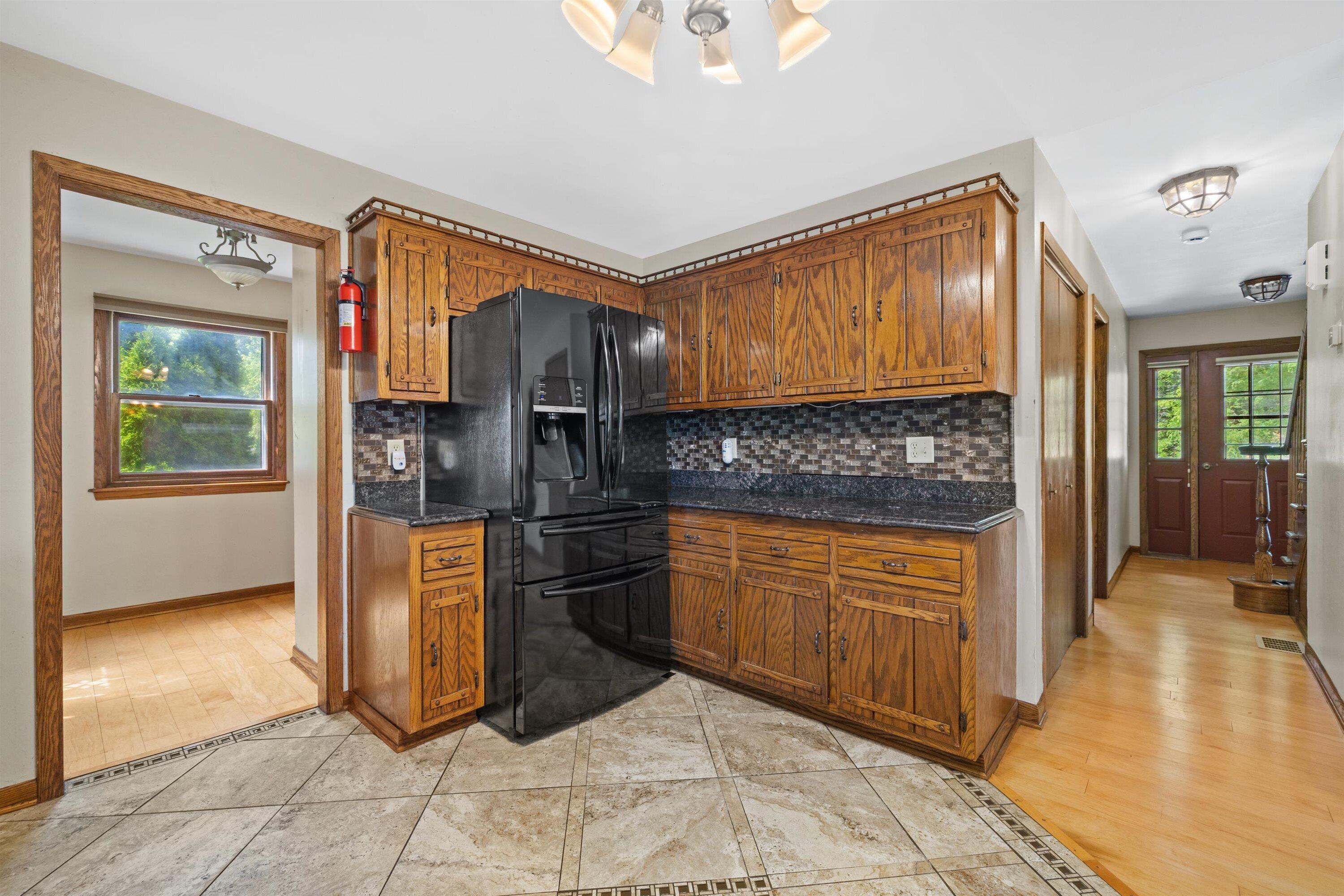 7849 Green Bay Road Pleasant Prairie, WI 53142 - Photo 12 of 42 Kitchen