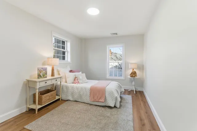 $575,000 | 18 South Village Road, Loudon, NH 03307