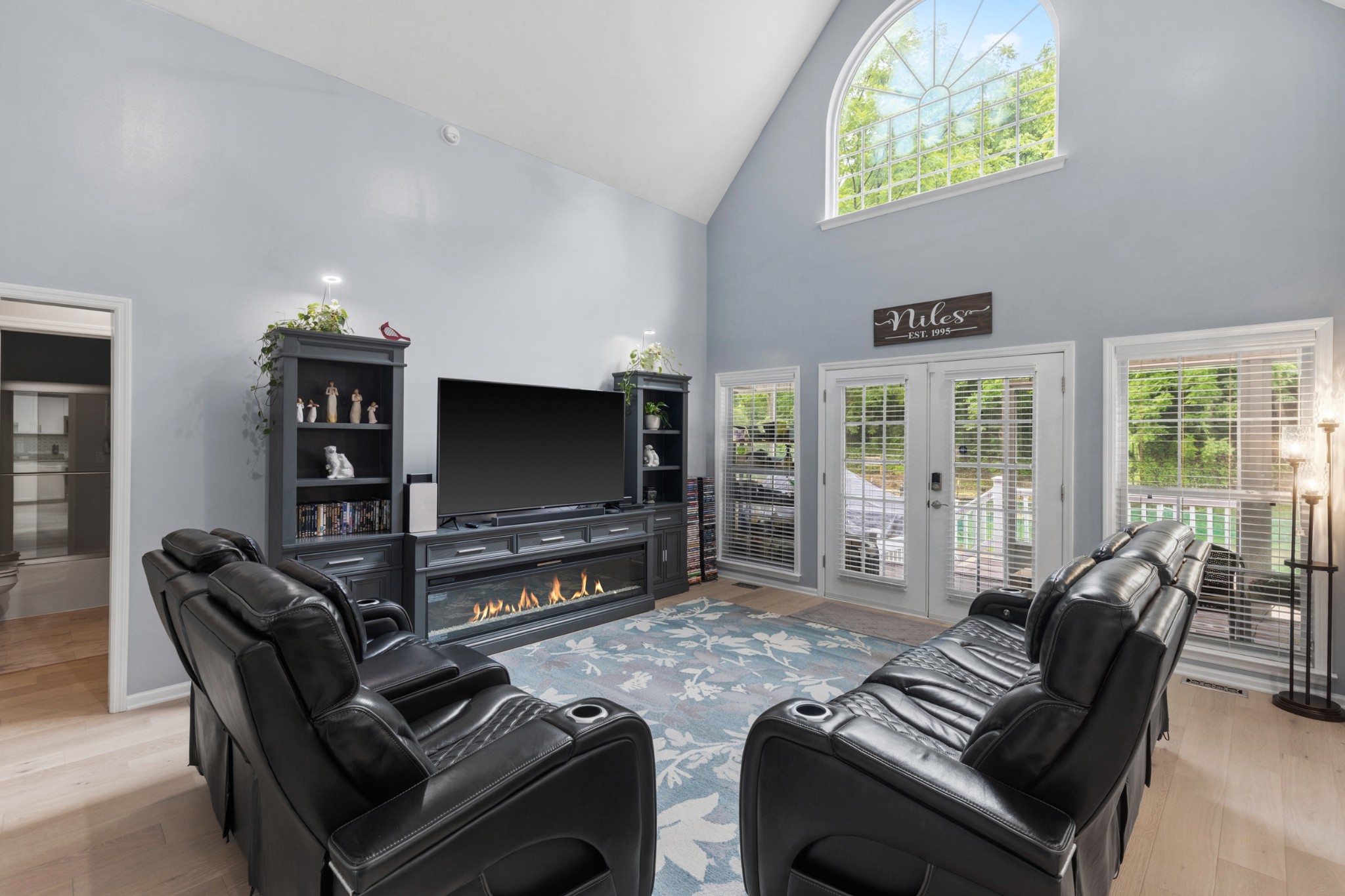454 Campbell Hollow Road Bethpage, TN 37022 - Photo 15 of 57 a living room with furniture and a flat screen tv