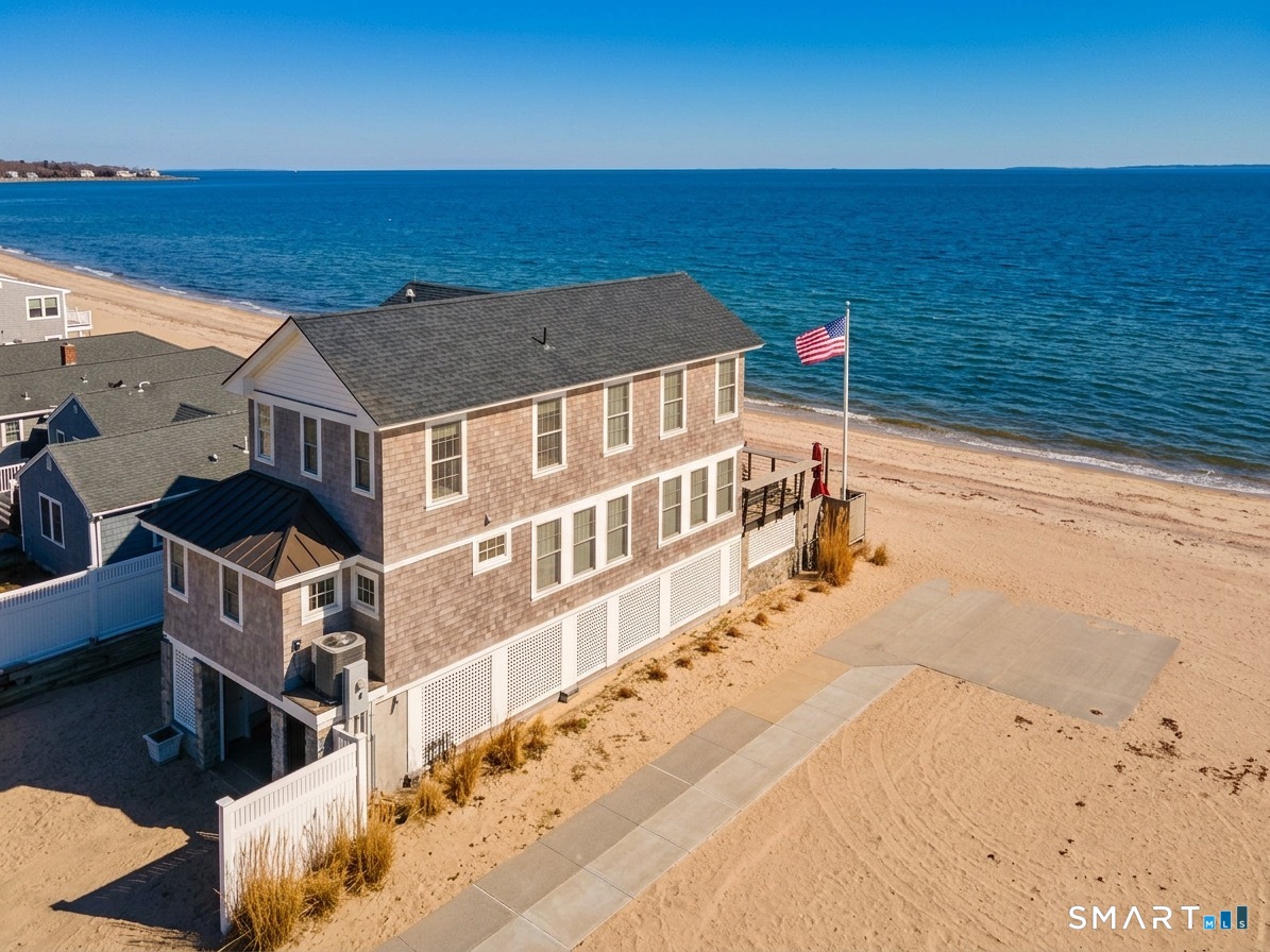 40 Pond Road Old Lyme, CT 06371 - Photo 2 of 35 a view of an ocean with a ocean view
