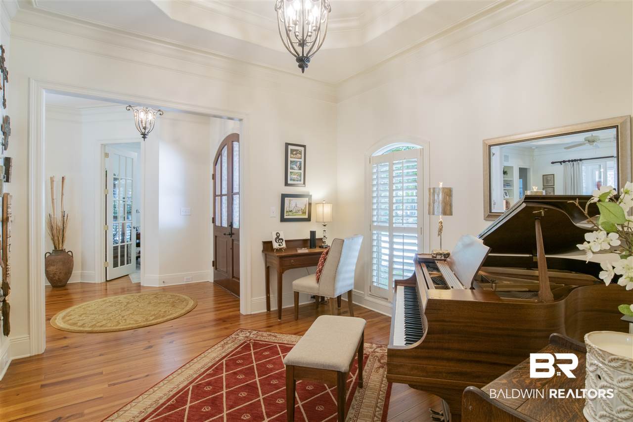 313 Poplar Place Fairhope, AL 36532 - Photo 4 of 34