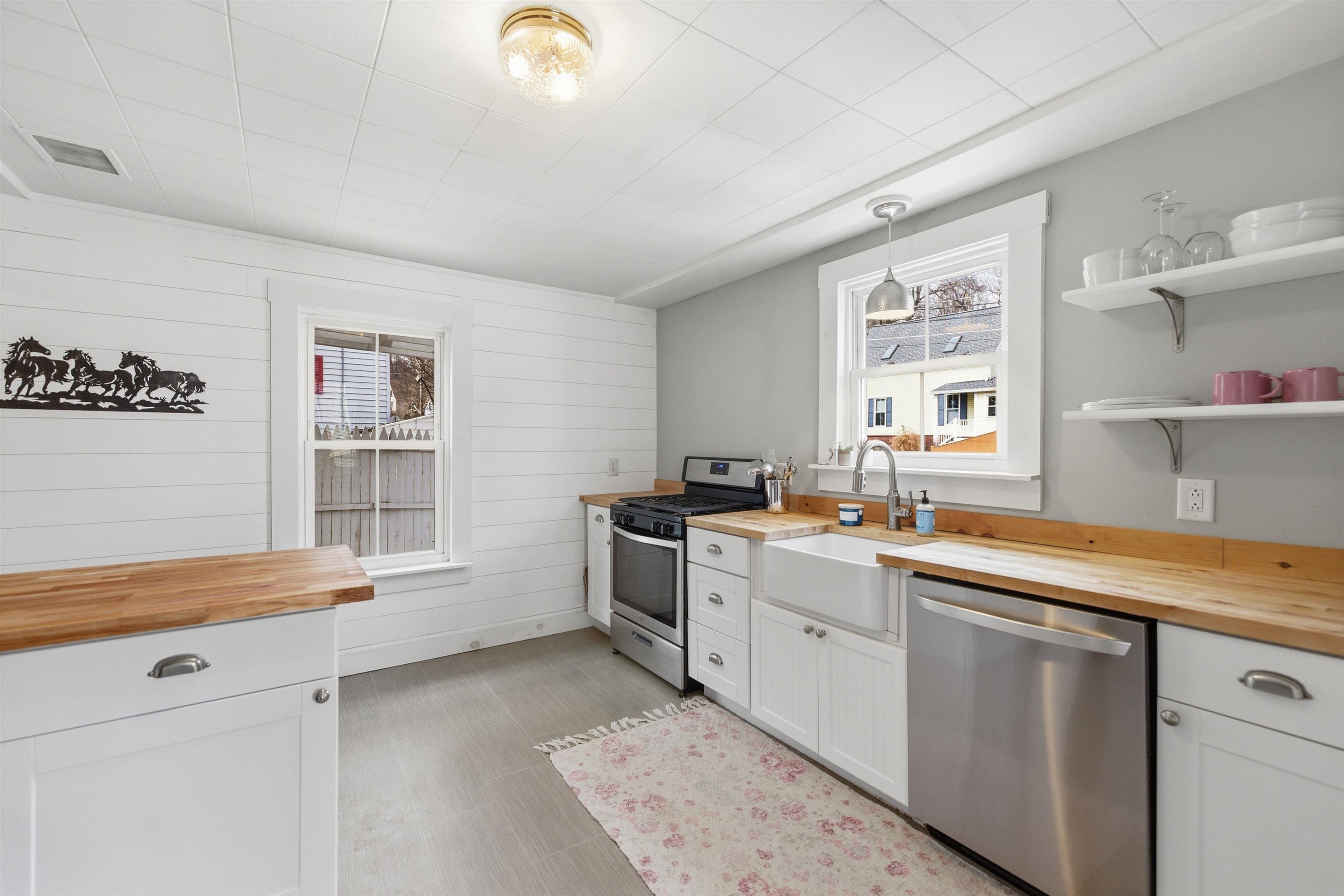 9 Forest Street Concord, NH 03301 - Photo 8 of 43