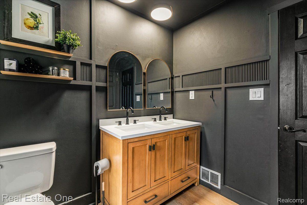 46670 Cherry Hill Road Canton, MI 48187 - Photo 45 of 61 Gallery Image 45