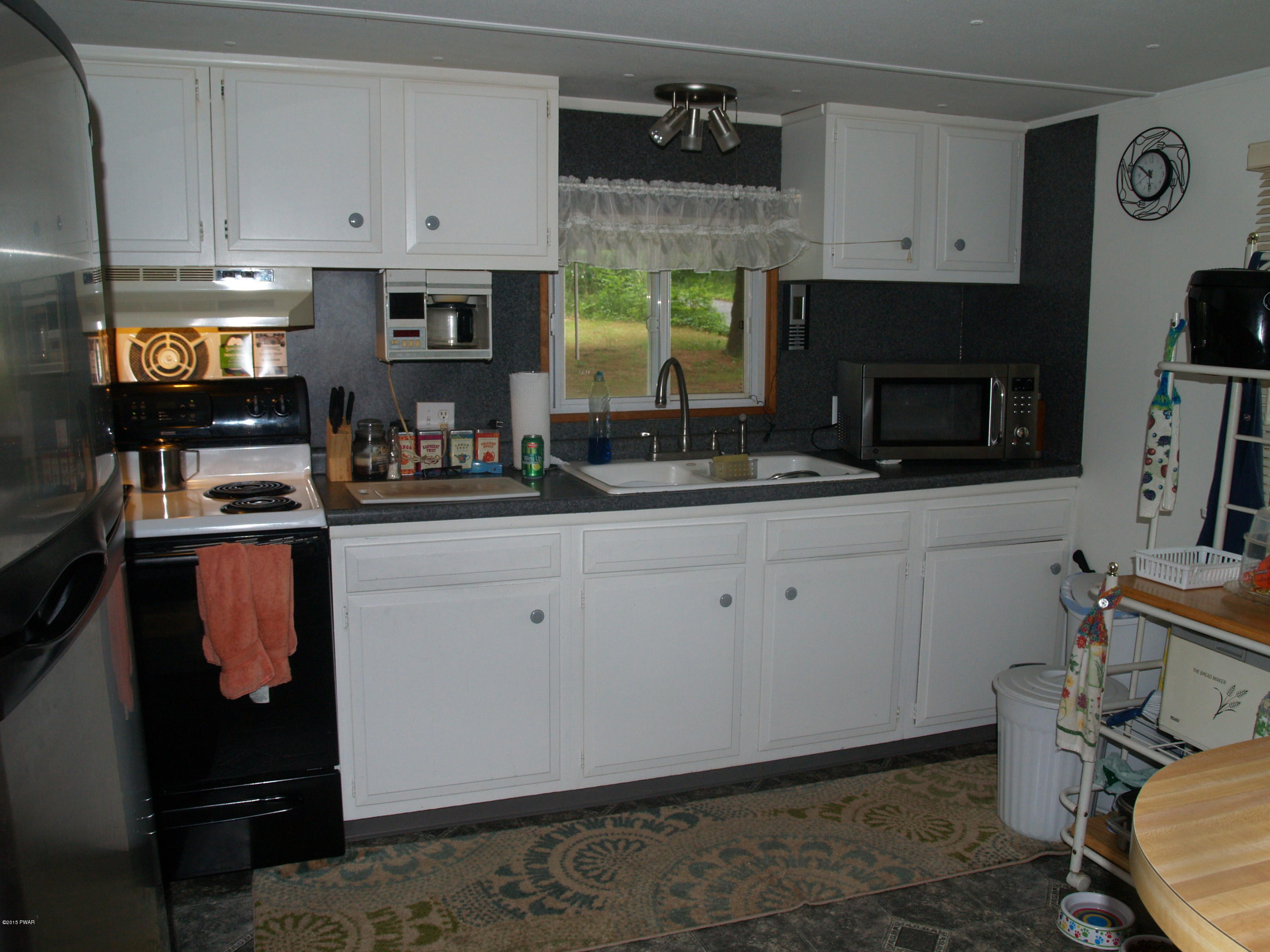 123 Parry Road Moscow, PA 18444 - Photo 8 of 17