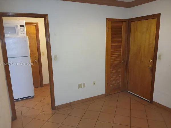 $1,490 | 3127 Coral Way, Unit 1, Miami, FL 33145
