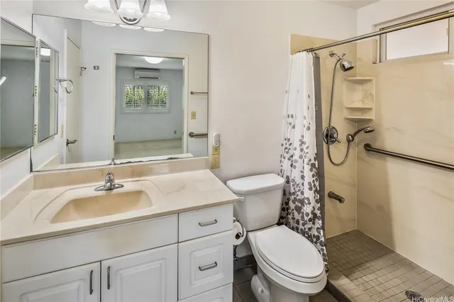 $1,625,000 | 914 Hoomoana Street, Pearl City, HI 96782