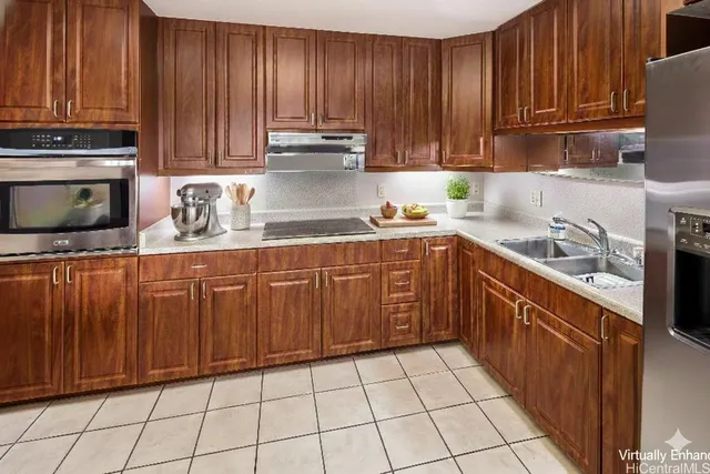 $1,625,000 | 914 Hoomoana Street, Pearl City, HI 96782